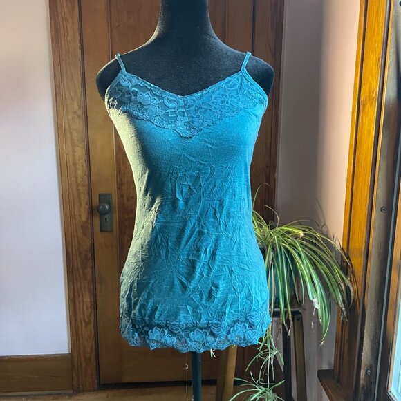 Y2K Teal Lace Trim Crinkle Cami Sz. S Coquette Fairycore Mermaidcore Layering - Picture 1 of 11
